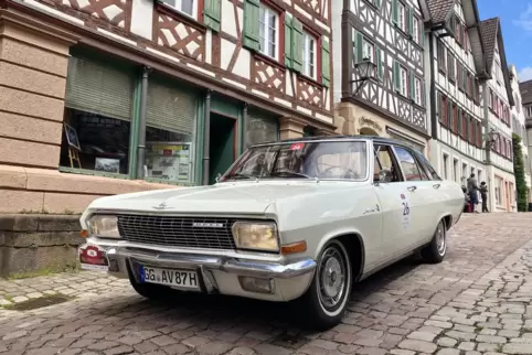 Viel Blech, viel Chrom: der Opel Admiral aus den 1960er-Jahren. 