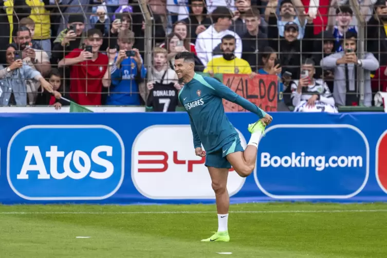 Ein Weltstar in Gütersloh: Ronaldo beim Training.