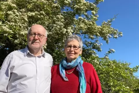 Leben heute in Mainz: der frühere Dekan Thomas Vieweg und seine Frau Monika. 