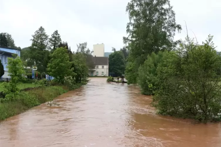 Hochwasser durch Dauerregen: So sah es an Pfingsten an der Mühle in Rieschweiler-Mühlbach aus. Bei Starkregenereignissen hingege