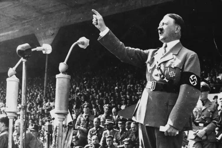 In der NS-Zeit machten viele Städte Adolf Hitler zum Ehrenbürger, einige wie Durlach haben das noch nicht offiziell zurückgenomm