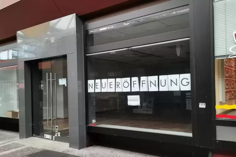 In ein leeres Ladenlokal im Talzentrum soll ein Jugendtreff einziehen. Die Idee: Darin Ideen für eine nachhaltige Zukunft der In