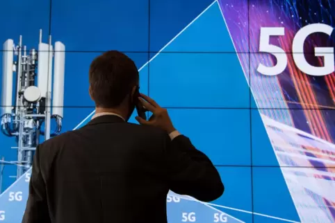 Die fünfte Mobilfunkgeneration verspricht mehr Tempo bei der Datenübertragung.