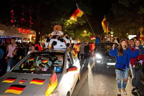 Fußball kann Balsam für die geschundene deutsche Seele sein. 