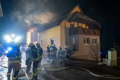 Die Feuerwehr erhält neue Schutzkleidung.