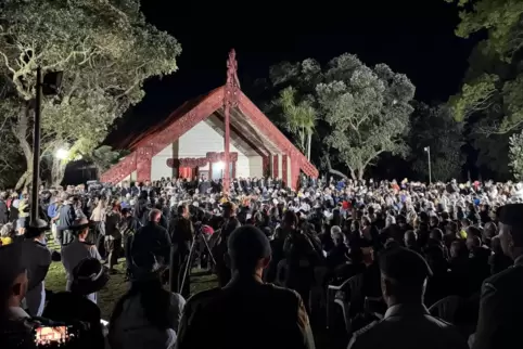 Versammlung am Nationalfeiertag Waitangi.