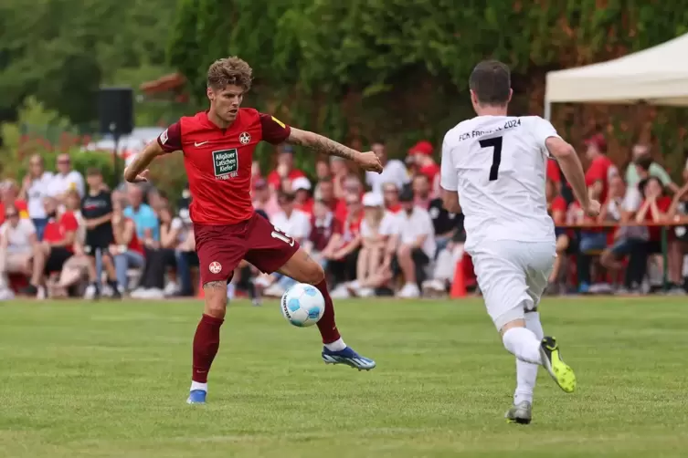 2017 verließ Erik Wekesser (links) den 1. FC Kaiserslautern. Nun ist er wieder zurück und trug am Sonntag wieder das Trikot der 