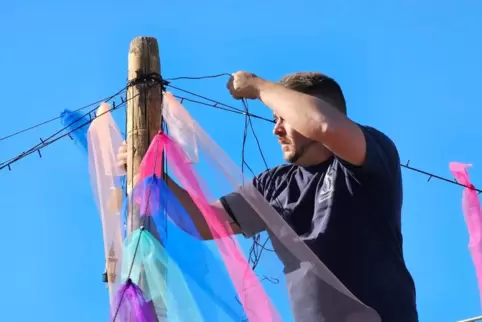 Mathias Dockweiler trifft letzte Vorbereitungen für das Ramba Zamba Festival. 