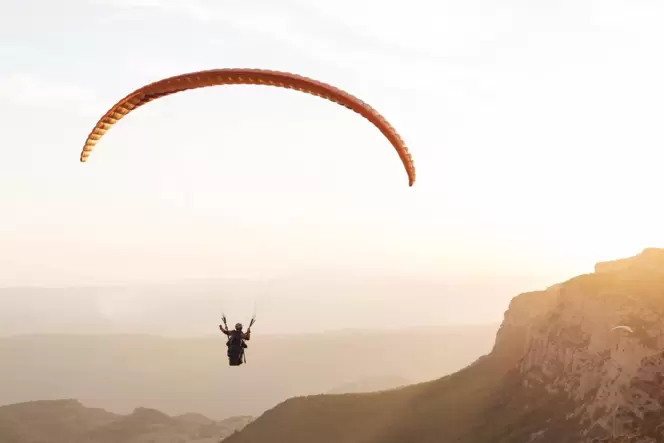 Ein Paraglider.
