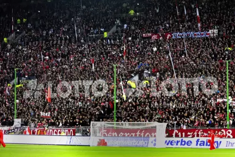 Bislang passte kein Blatt zwischen Lotto und den 1. FC Kaiserslautern. Das ist nun anders. 