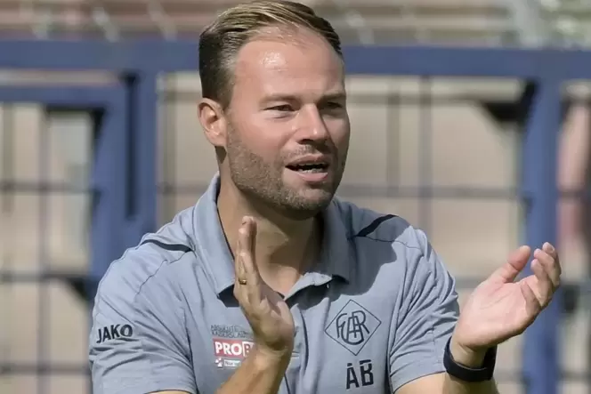 Musste einen Spieltag vor Rundenende gehen: Trainer Andreas Brill.