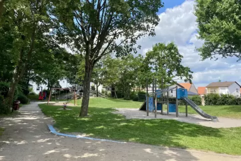 Der Spielplatz am neuen Marktplatz in Göllheim soll generalüberholt werden. 