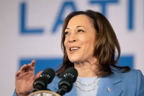 Debatte um Biden-Nachfolge: Comeback für Kamala Harris?