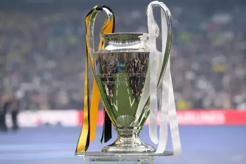 Champions-League-Pokal