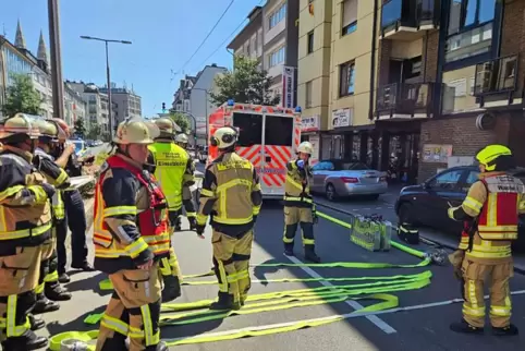 Fünf Verletzte in Solingen nach lautem Knall