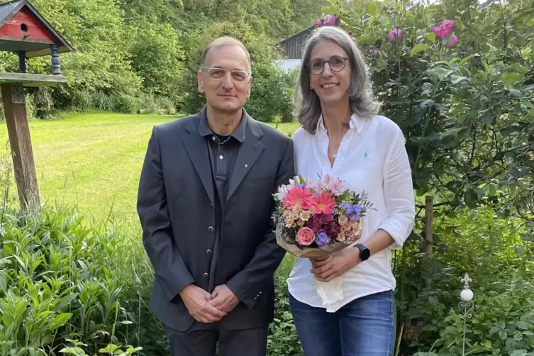 Zahnarzt Peter Uhrig folgt als Lions-Präsident auf Anke Schneider. 