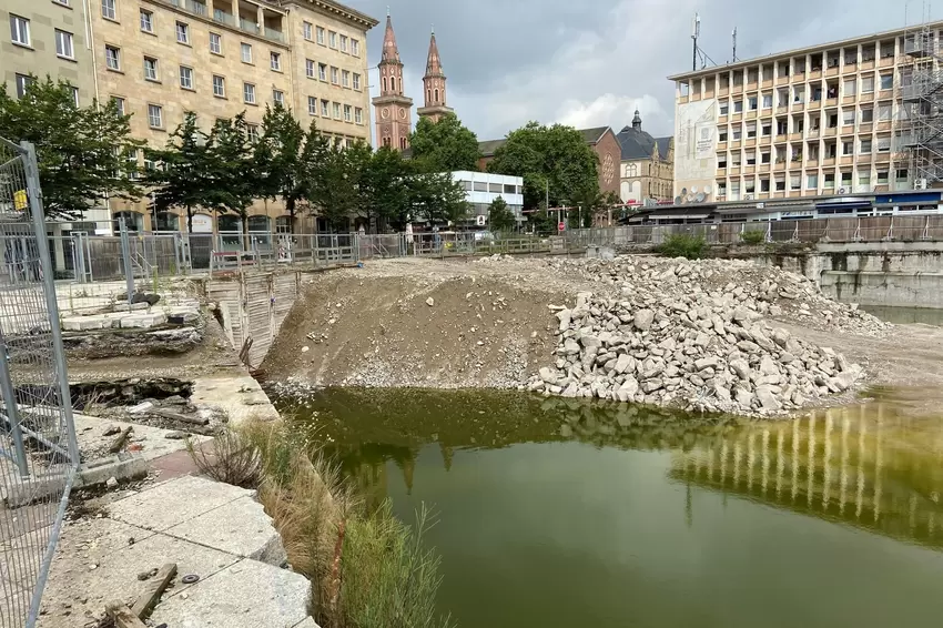 »Metropol«-Baugrube am Berliner Platz.