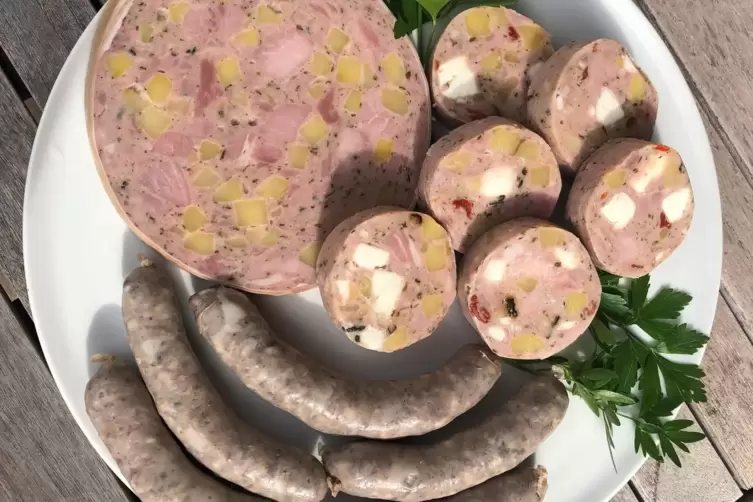 Die Klassiker und Mini-Saumagen mit Schafskäse.