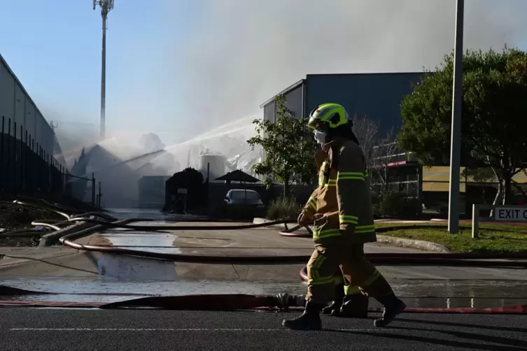 Giftwolke nach Explosion in Chemiefabrik