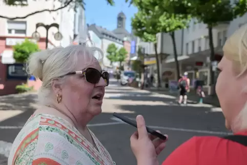 Doris Boin im Interview mit Tanja Daub. 