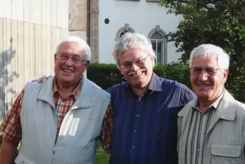 Drei ehemalige Vorsitzende der Männergemeinschaft St. Gallus: rechts Erwin Steidel (ab 1977), links Hubert Bohmüller (danach bis