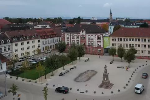 Der Sitz der Kreisverwaltung Germersheim. 