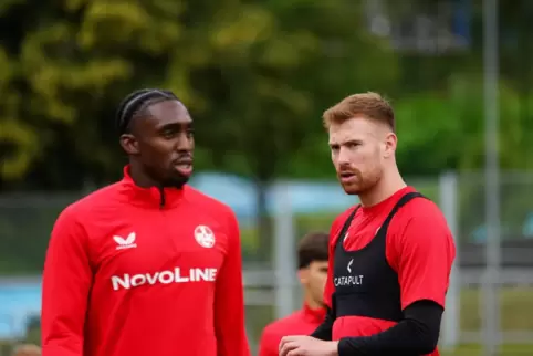 Jannik Mause (rechts) kam vom FC Ingolstadt. Links: Frank Ronstadt. 