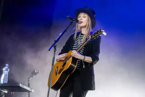 Suzanne Vega