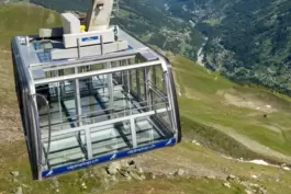 Glaskabinenbahn in Grimentz