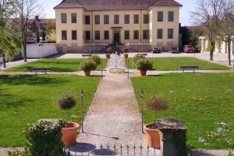 Das Hallbergsche Schloss in Fußgönnheim.