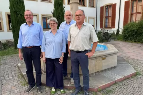 Bürgermeister Werner Baumann mit den drei Beigeordneten Bettina Holler, Bernd Lupberger und Georg Kiefer.