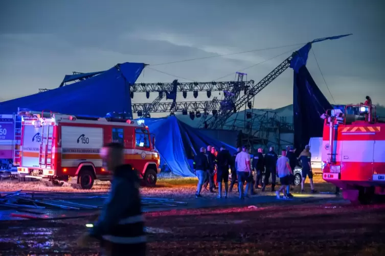 Unwetter bei Festival in der Slowakei