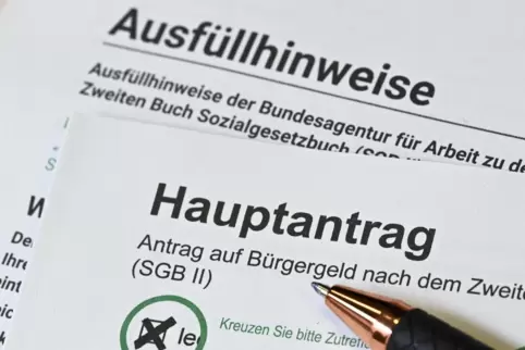 Wer Bürgergeld bezieht, muss sich an spezielle Regeln halten, so will es das Gesetz. 