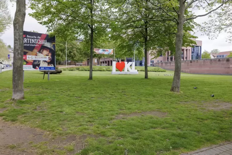 Die Theaterwiese spielt bei der Lauter-Freilegung eine Rolle. 