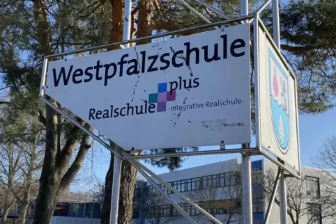 36 Schüler haben ihren Abschluss an der Westpfalzschule in Weilerbach gemacht.