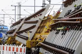 Jahrzehntelang hat Deutschland viel zu wenig in sein Schienennetz investiert. Nun soll bei der Riedbahn von Mannheim nach Frankf