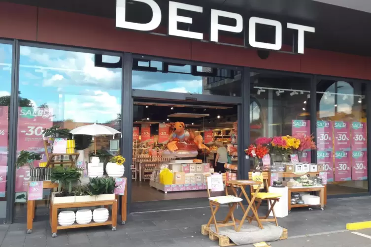 Depot-Filiale im Germersheimer Fachmarktzentrum in der Innenstadt.