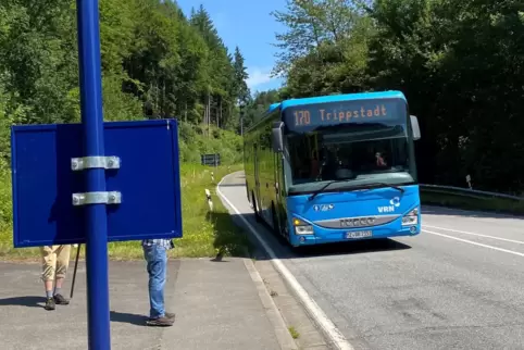 Die Anbindung des Finsterbrunnertals bringe Nachteile für die Langensohler mit sich, behauptet eine Anwohnerin. 