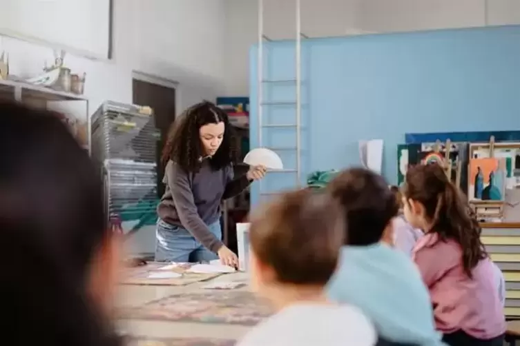 Die Kinder- und Jugendkunstschule erhält Unterstützung für ein Projekt von der Sparkassenstiftung. 