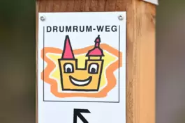 Das Logo für den Drumrum-Weg hat der Neustadter Künstler Gerhard Hofmann entworfen.