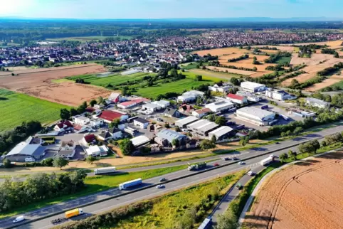 Gewerbegebiet Werkstraße in Berghausen: Die Gemeinde würde es gerne erweitern, aber die Regionalplanung wird voraussichtlich Ein