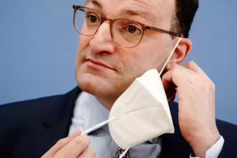 Ex-Bundesgesundheitsminister Spahn mit FFP2-Maske