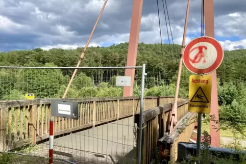 Die Brücke für Fußgänger und Radfahrer am Ständenhof wird noch in diesem Jahr abgerissen. 