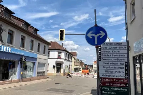 Die Baustelle in der Enkenbacher Hauptstraße wandert weiter: Ab Montag wird der Kreuzungsbereich Hauptstraße saniert. 