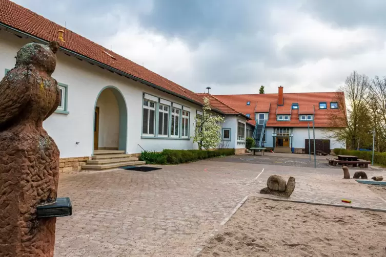 Hat turbulente Tage erlebt: die Grundschule Kerzenheim.