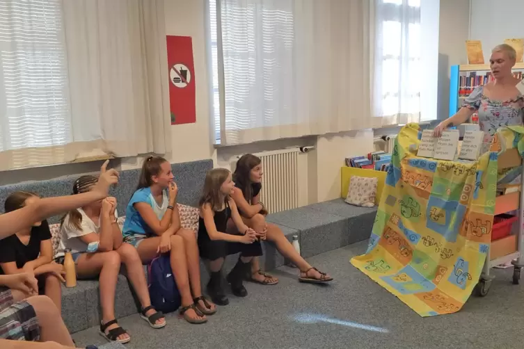 Die Kinder-Jury entscheidet, welches Buch es in eine weitere Runde schafft – hier beim Buchcasting vor zwei Jahren.