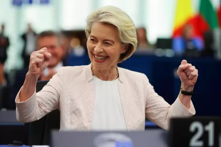 Erleichtert: Ursula von der Leyen bekam im Europaparlament mit 401 Stimmen 41 Stimmen mehr als nötig. Aber wenn sie keine Stimme