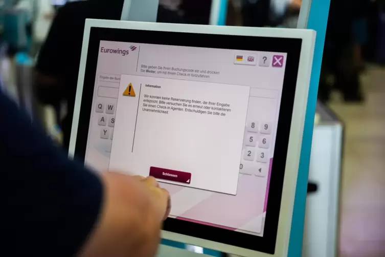 Probleme mit dem Einchecken: Eurowings musste in Deutschland am Freitag viele Flüge streichen. 