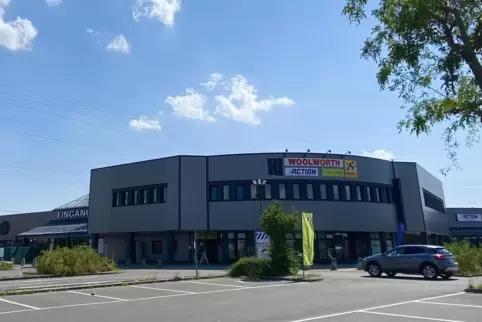 Ende November könnte es so weit sein und ein Edeka-Markt eröffnen. 