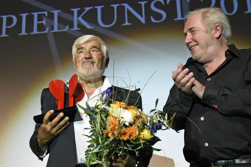 2015 auf dem Podium von Michael Kötz bejubelt: Mario Adorf.